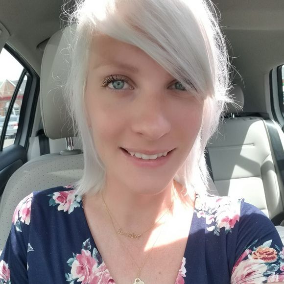 Meet your Posher, Semira - Picture 1 of 1